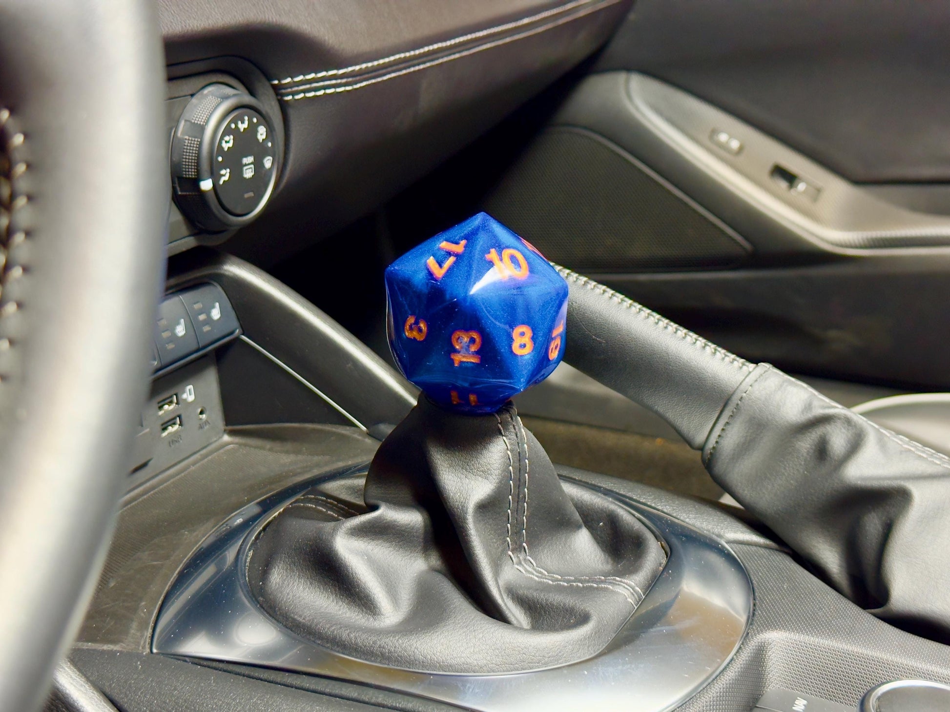 Custom Blue D20 Shift Knob – Unique Dungeons & Dragons Inspired Gear Knob for the DnD Geek Car Enthusiast!