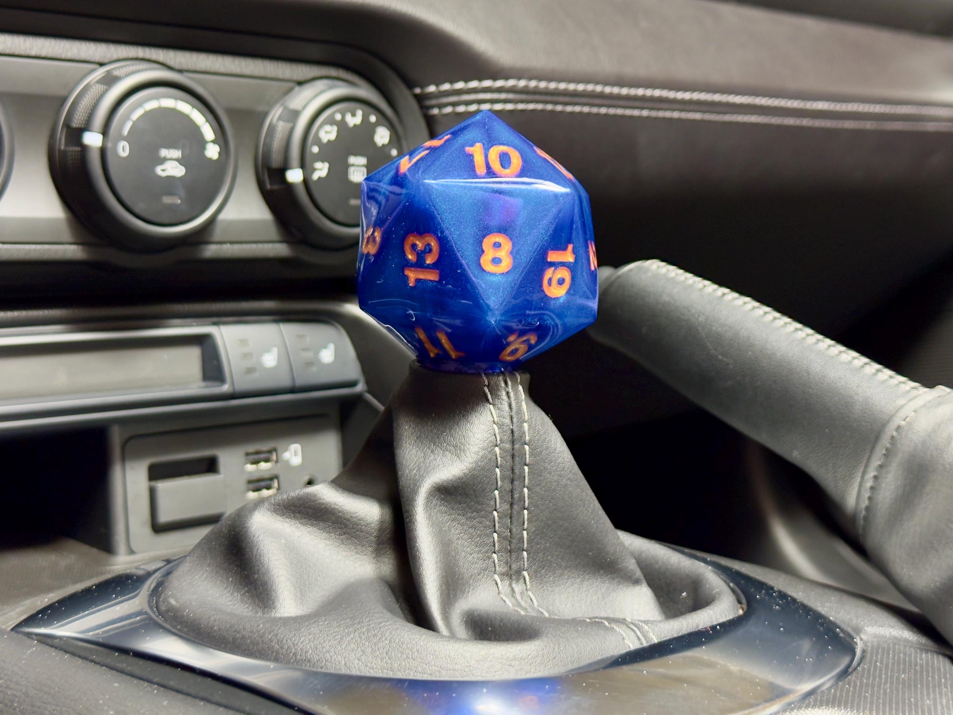 Custom Blue D20 Shift Knob – Unique Dungeons & Dragons Inspired Gear Knob for the DnD Geek Car Enthusiast!