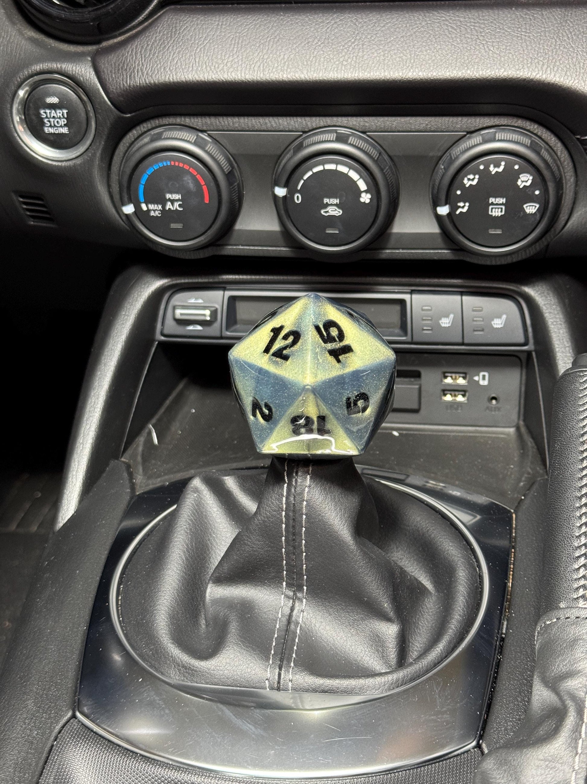 Custom D20 Shift Knob – Unique Dungeons & Dragons Inspired Gear Knob for the DnD Geek Car Enthusiast!